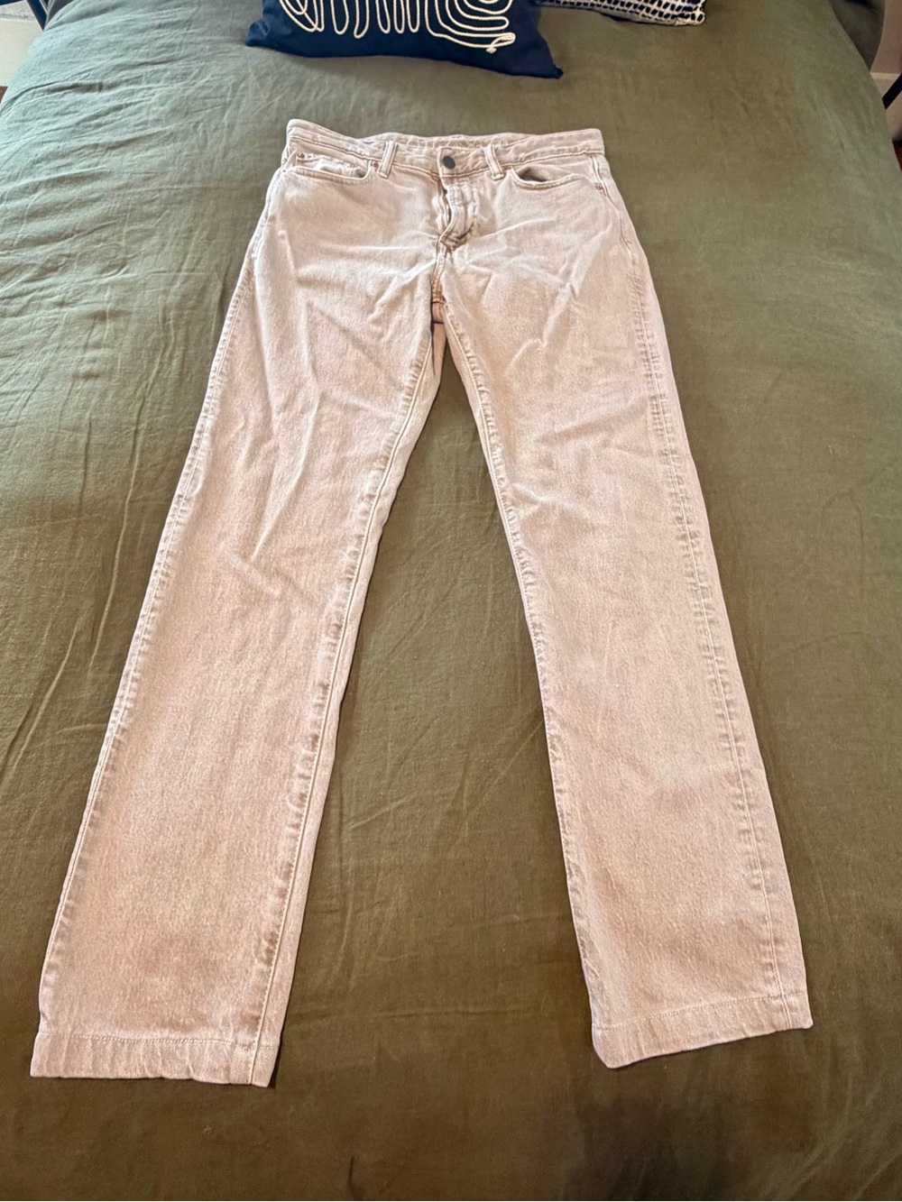 American Eagle Outfitters Straight-Leg Jeans in Light Beige